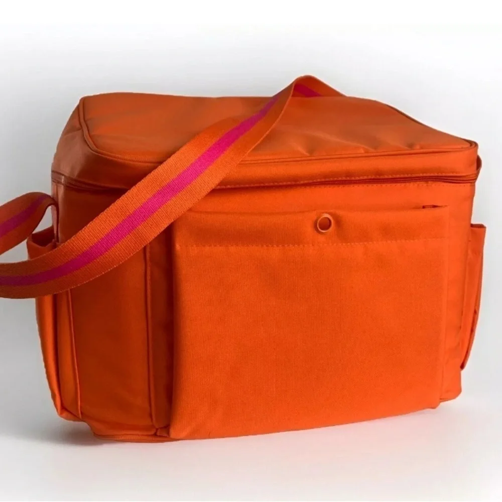 Crate & Barrel Insulated Cooler + Picnic Set + utensils Plates Fabric Napkins